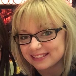 Meet your Posher, Mckenzie